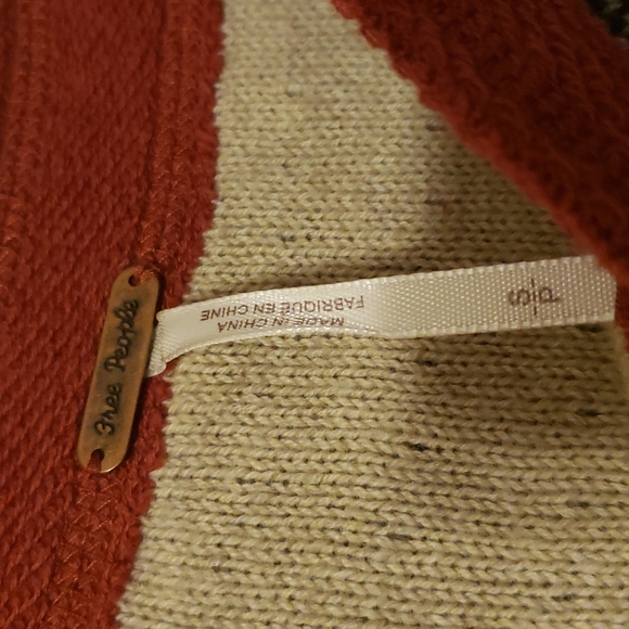 Free People Oversized Embroidered Desert Rose Knit Sweater Small - Picture 5 of 5